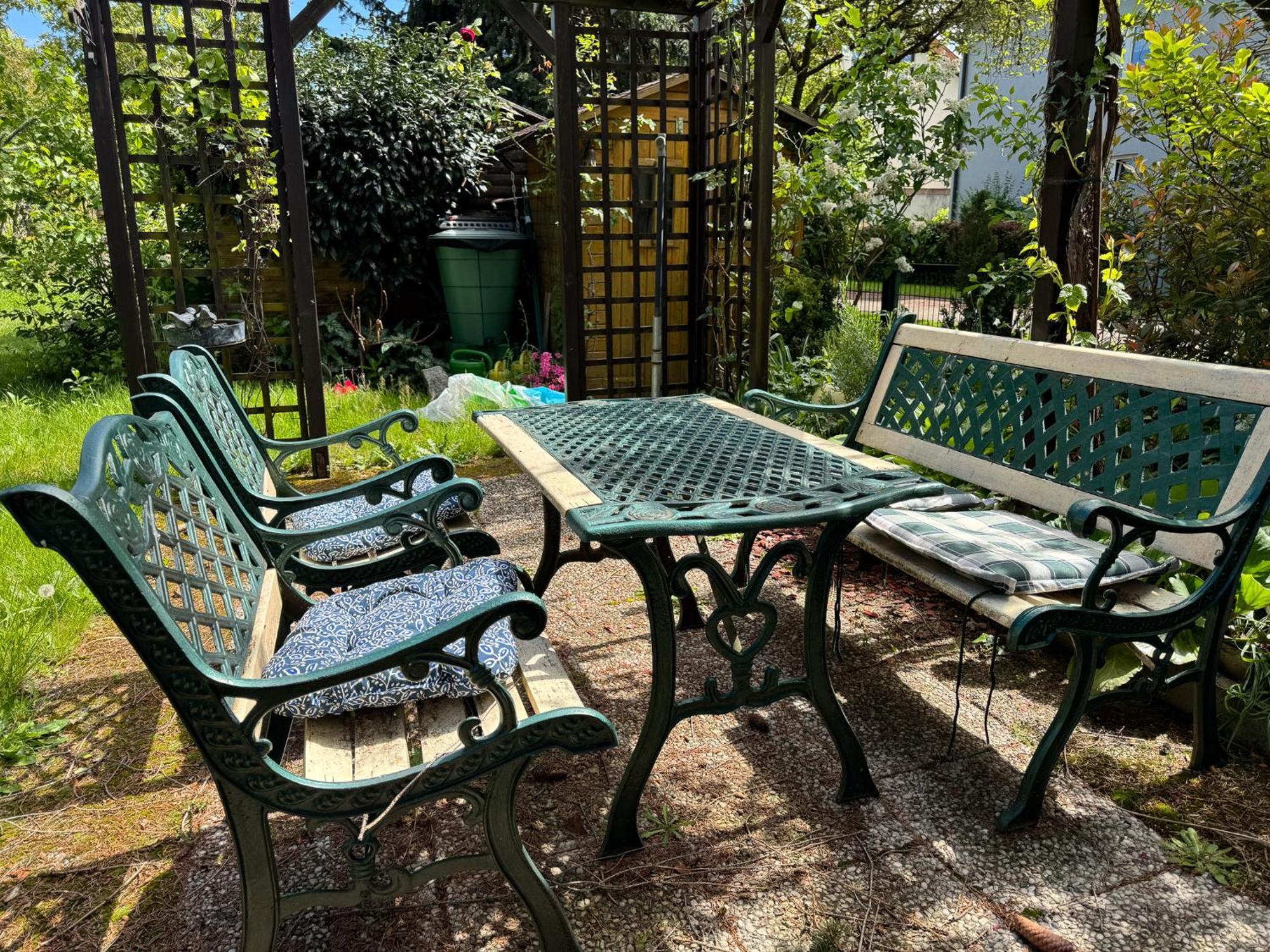 Apartment Parkplatz Garten Rad-Garage Freiburg im Breisgau Eksteriør bilde